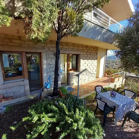 Menhir テンピオ・パウザーニア